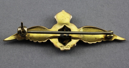 RAF Gold Sweetheart Brooch